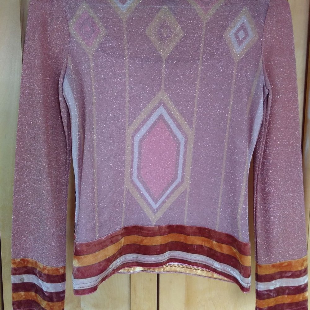 Retro Top - Picture 3 of 3